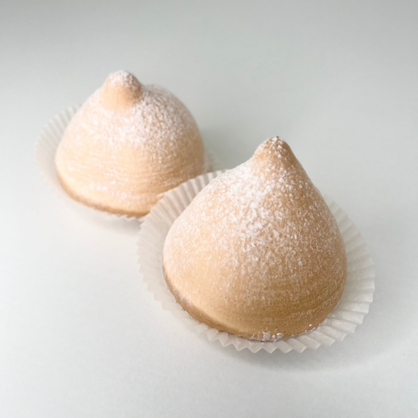 Tette (Custard Pillow)